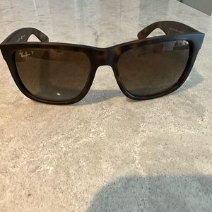 Ray-Ban Justin Classic, Brown, Polarized